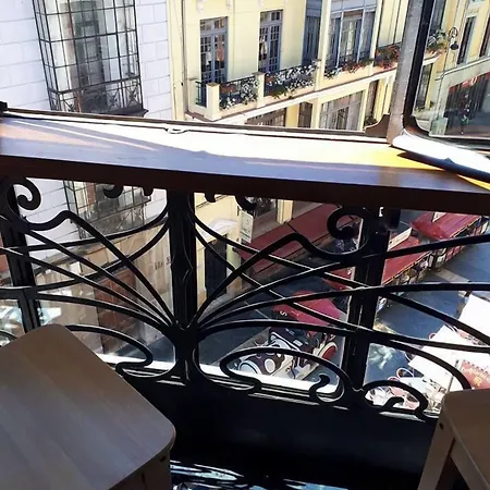 אכסניה Leon Hostel *