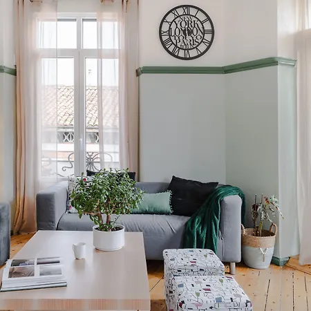 Leon Hostel אכסניה *