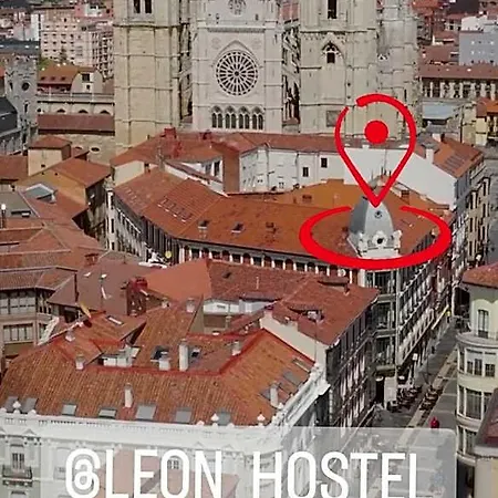 Leon Hostel Хостел