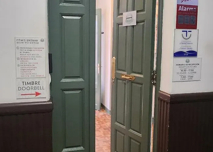 レオン ホステル * レオン